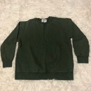 🌲boys Army green ZARA crewneck🌲